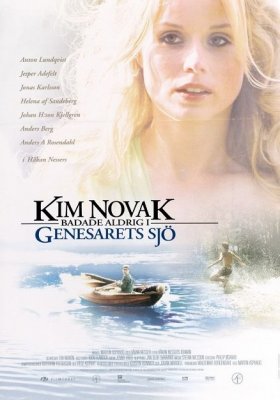 Plakát: Kim Novaková se v Genezaretském jezeře nikdy nekoupala