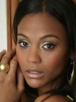 Zoe Saldana