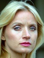 Fiona Curzon